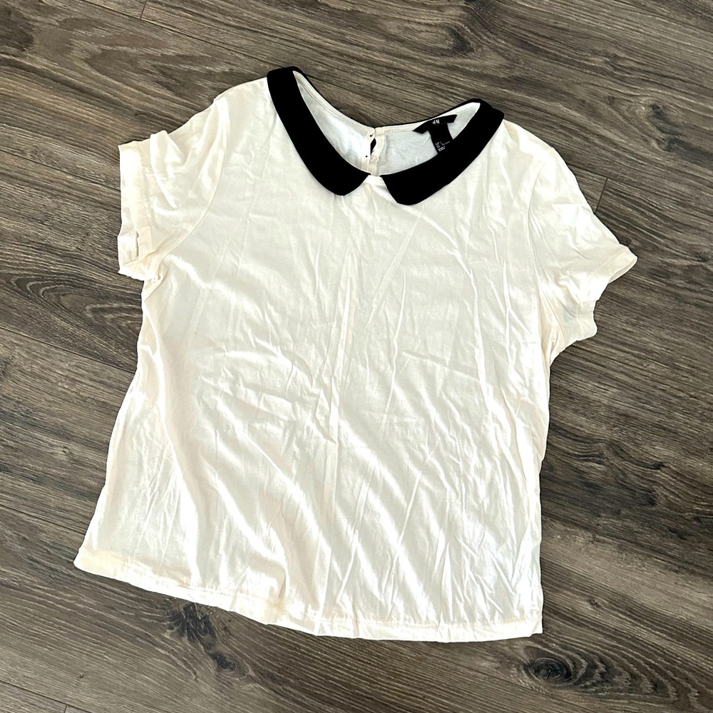 H&M Cream & Black Peter Pan Collar TShirt